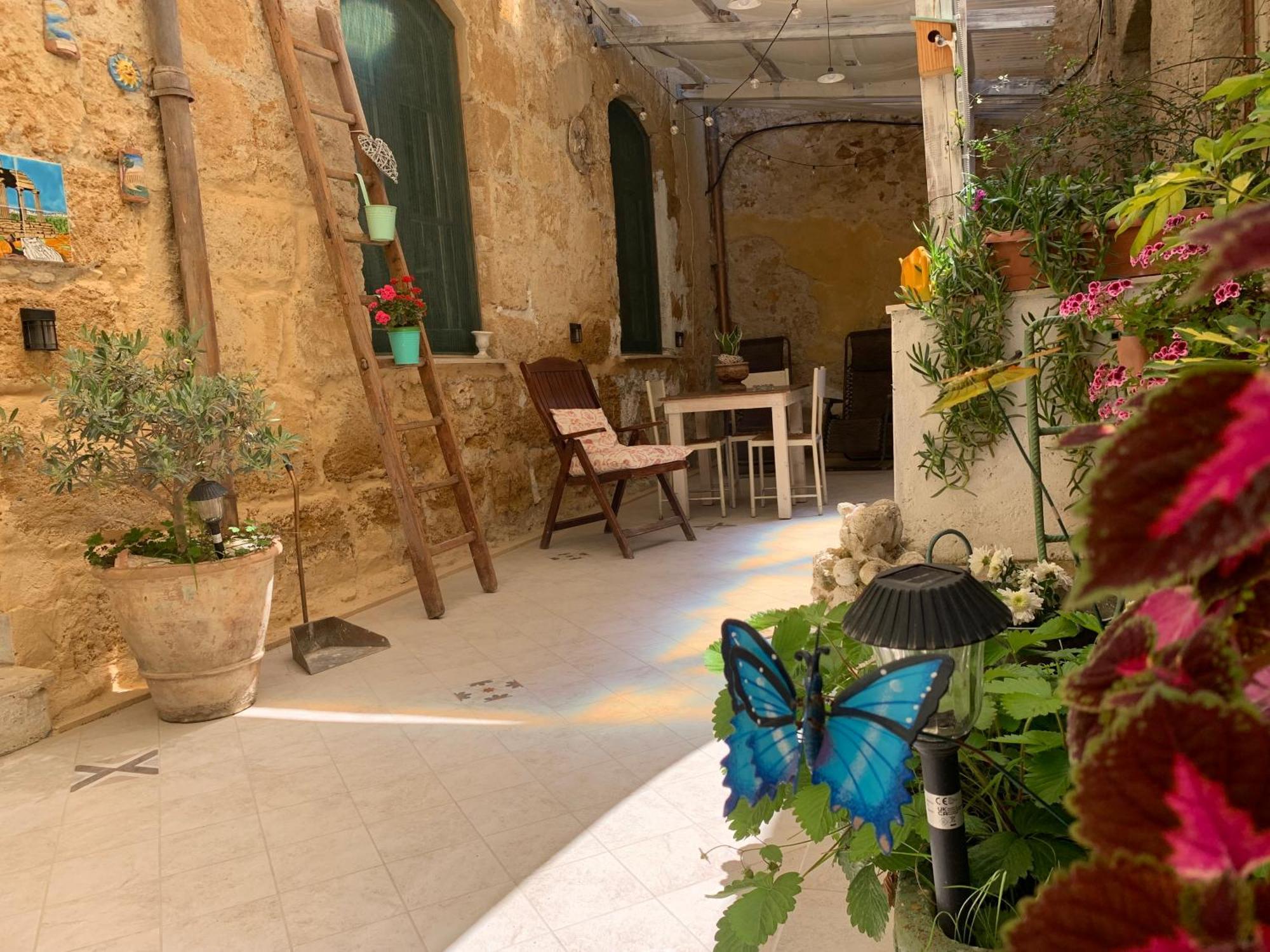 דירות אגריג'נטו Il Vecchio Cortile מראה חיצוני תמונה
